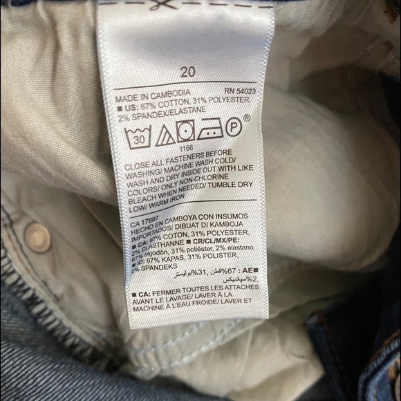 Old Navy Jeans - Picture 3 of 9